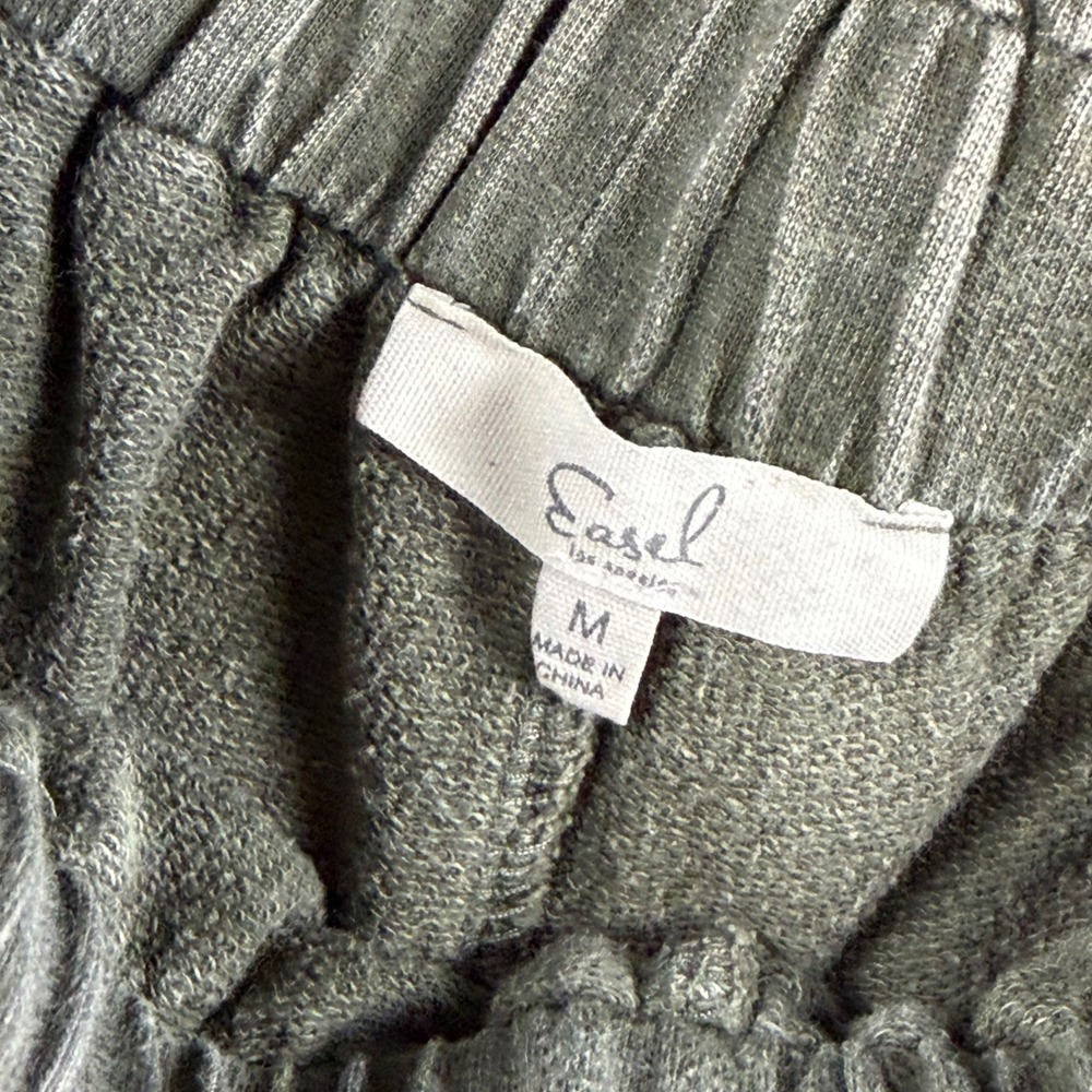 Easel Los Angeles Olive Green Crochet Lace Wide Leg Crop Pants Womens Medium - Picture 6 of 11